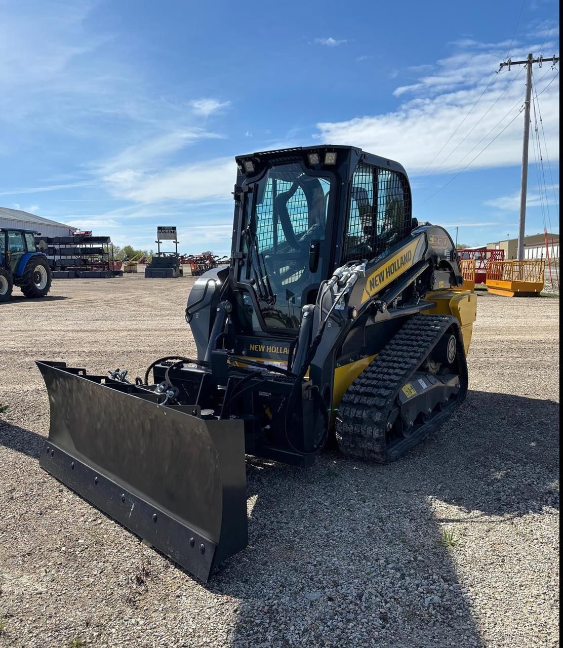 2025 New Holland C330 Equipment Image0