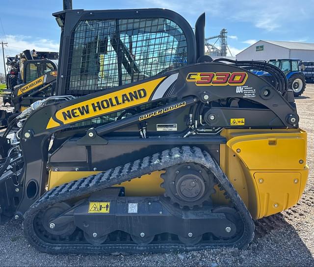 Image of New Holland C330 equipment image 2