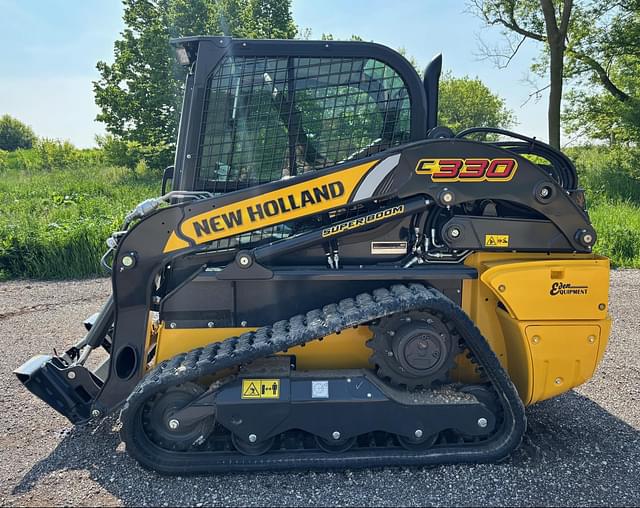 Image of New Holland C330 equipment image 2