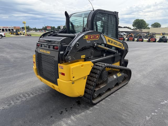 Image of New Holland C330 equipment image 4