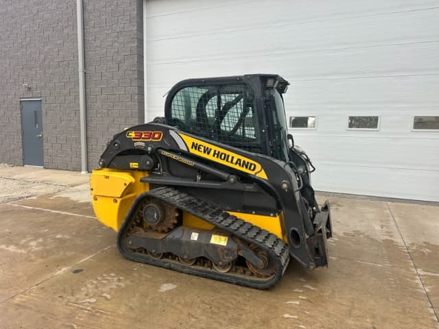 Image of New Holland C330 equipment image 1