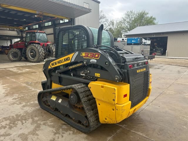 Image of New Holland C330 equipment image 3