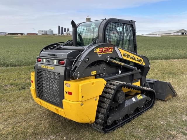 Image of New Holland C330 equipment image 4