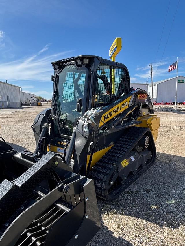 Image of New Holland C330 equipment image 1