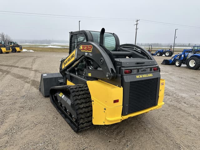 Image of New Holland C332 equipment image 2