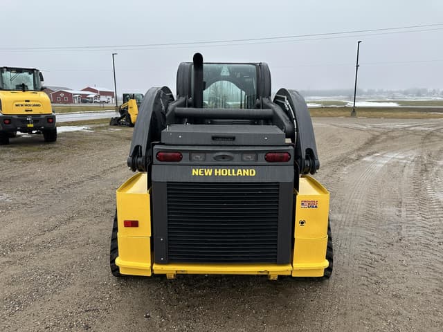 Image of New Holland C332 equipment image 3