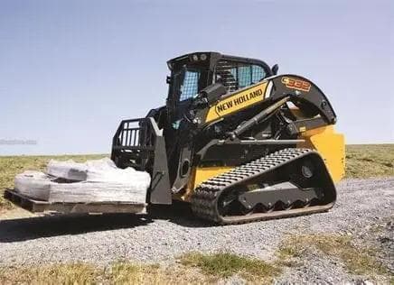 Image of New Holland C332 Image 1