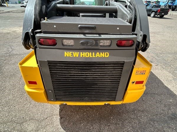 Image of New Holland C337 equipment image 1