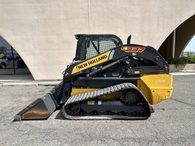Main image New Holland C337