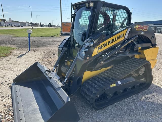 Image of New Holland C345 equipment image 1