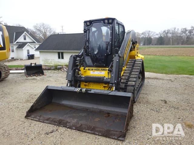 Image of New Holland C362 equipment image 3