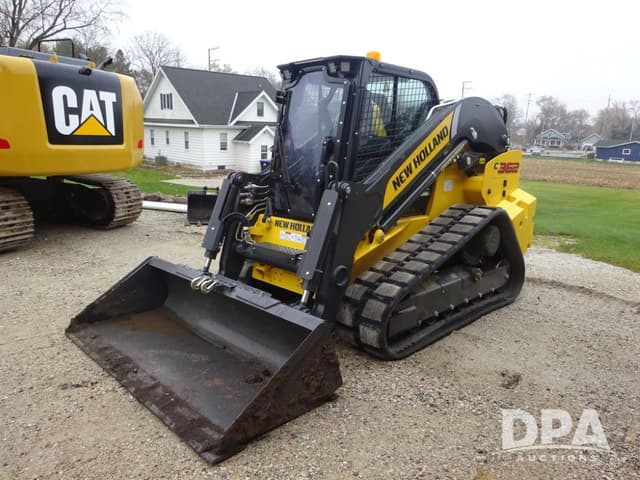 Image of New Holland C362 equipment image 1