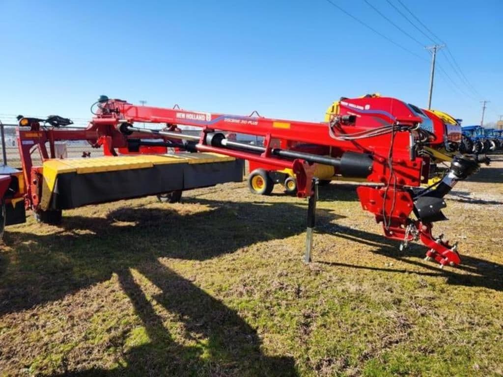 Image of New Holland Discbine 310 Plus Primary image