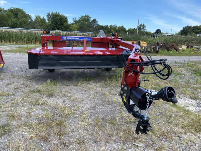 Image of New Holland 210 equipment image 2