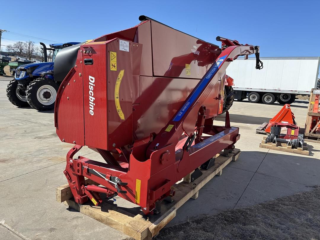 Image of New Holland 210 Primary image