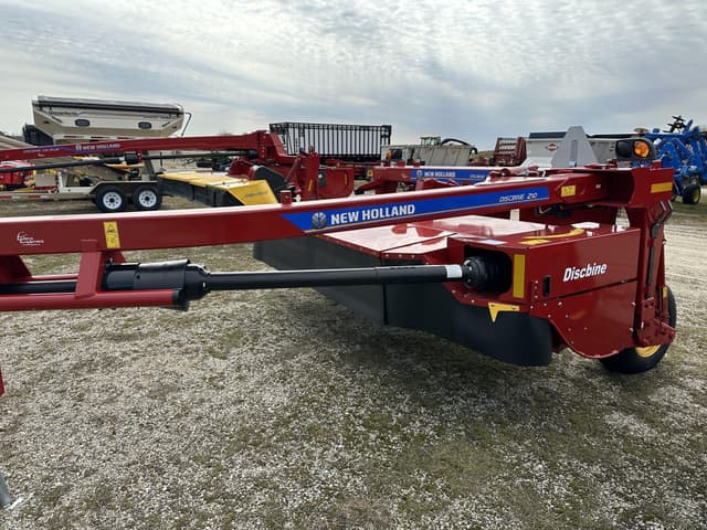 Image of New Holland 210 equipment image 2