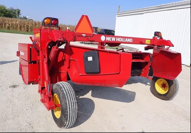 Image of New Holland 210 equipment image 3