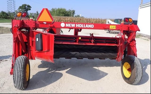 Image of New Holland 210 equipment image 4