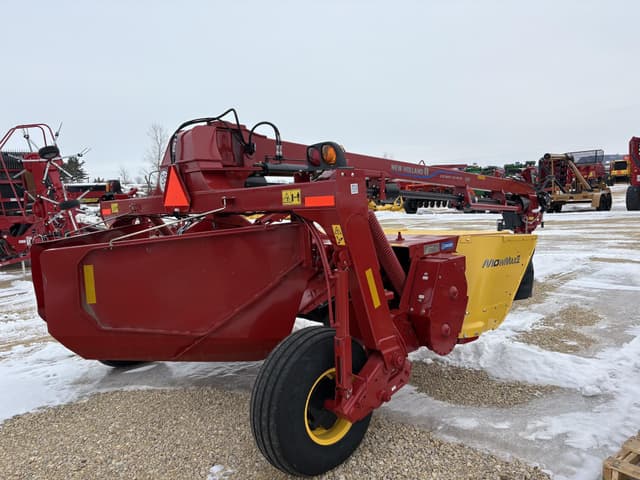 Image of New Holland 312 equipment image 3