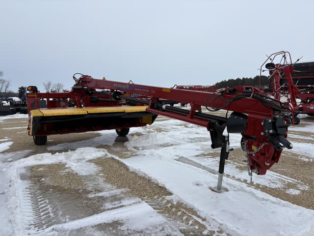 Image of New Holland 312 equipment image 1