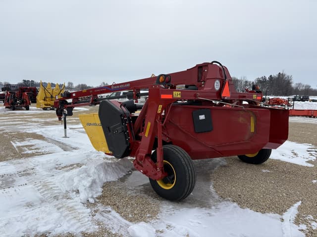 Image of New Holland 312 equipment image 2
