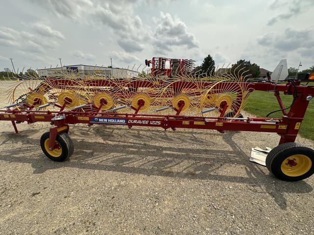 Image of New Holland Duravee 1225 equipment image 1