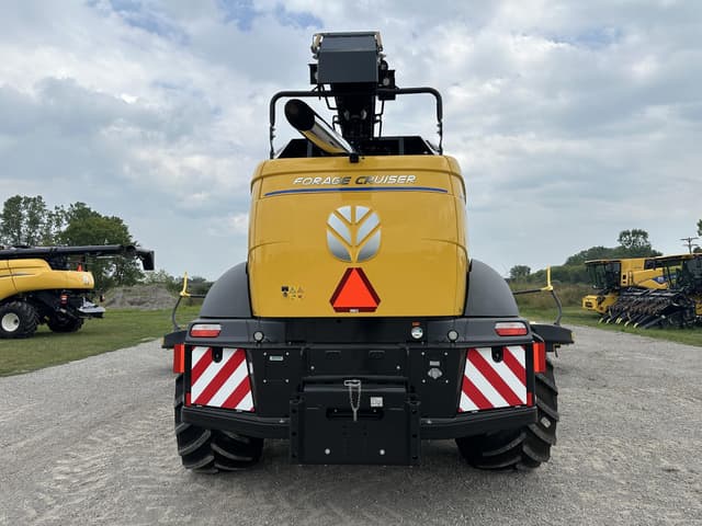 Image of New Holland FR920 equipment image 3