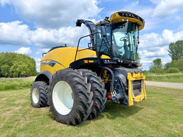 Image of New Holland FR920 equipment image 1