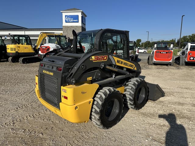 Image of New Holland L320 equipment image 2