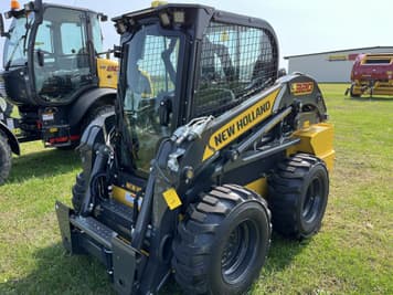 Main image New Holland L320
