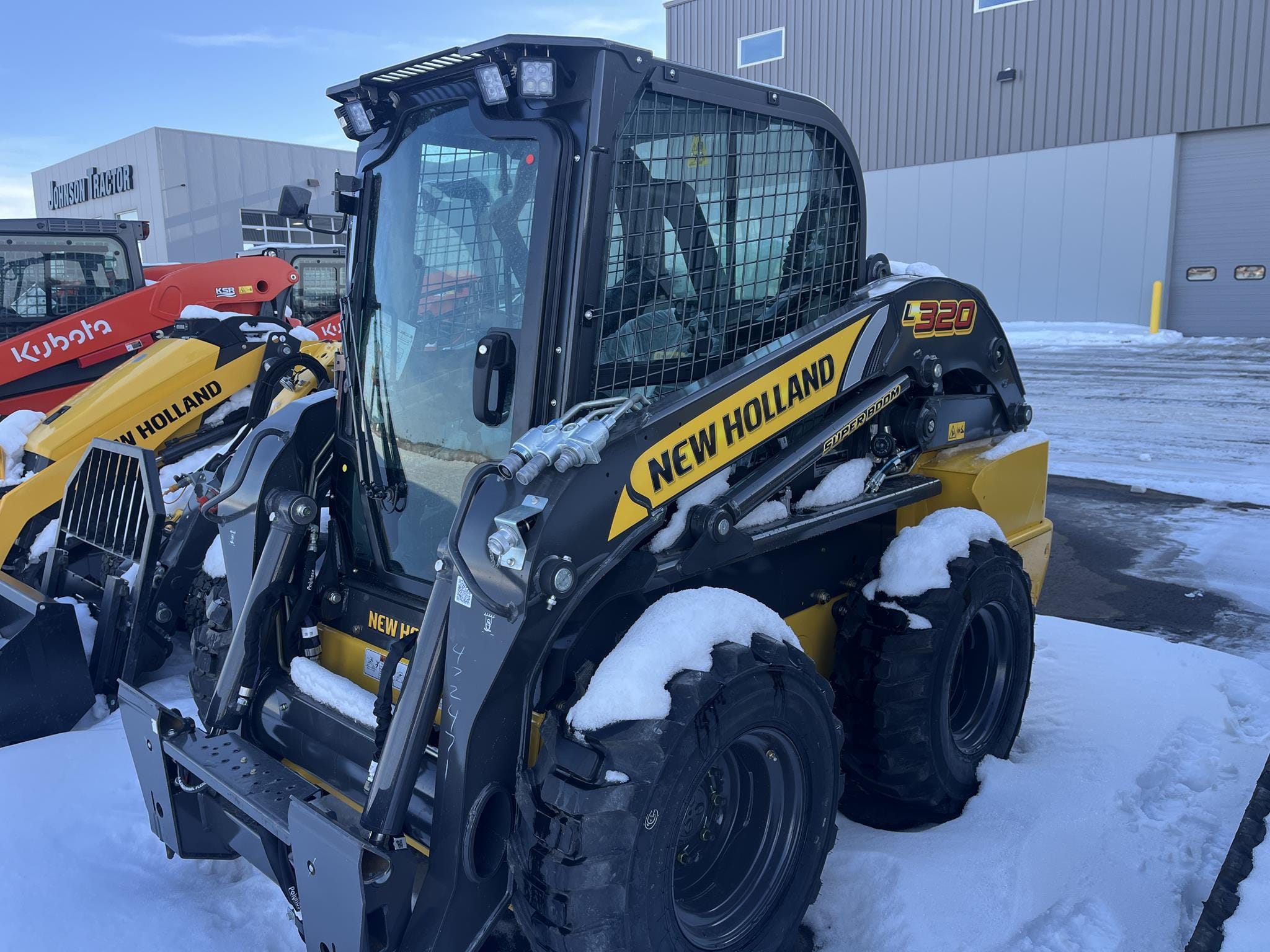 2025 New Holland L320 Equipment Image0