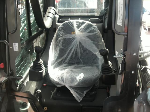 Image of New Holland L328 equipment image 4