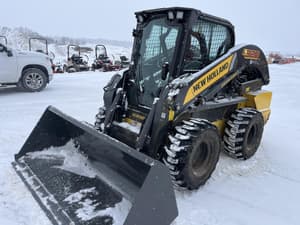 2025 New Holland L328 Image