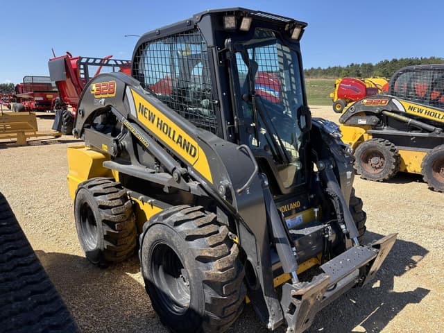 Image of New Holland L328 equipment image 2