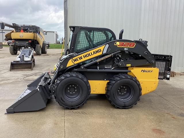 Image of New Holland L328 equipment image 4