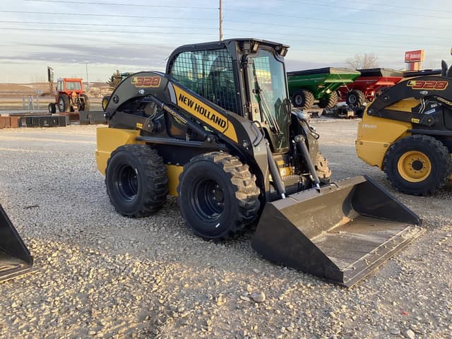 Image of New Holland L328 equipment image 4