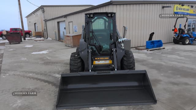 Image of New Holland L328 equipment image 1