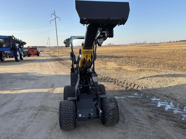 Image of New Holland ML12T equipment image 3