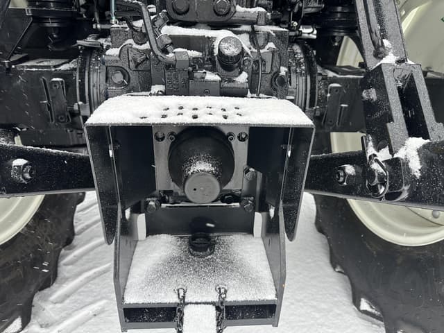 Image of New Holland PowerStar 120 equipment image 4