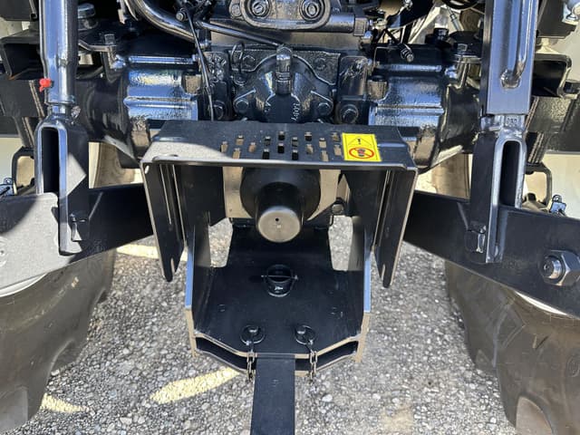 Image of New Holland PowerStar 75 equipment image 4