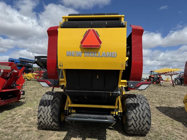 Image of New Holland Pro-Belt 460 equipment image 2