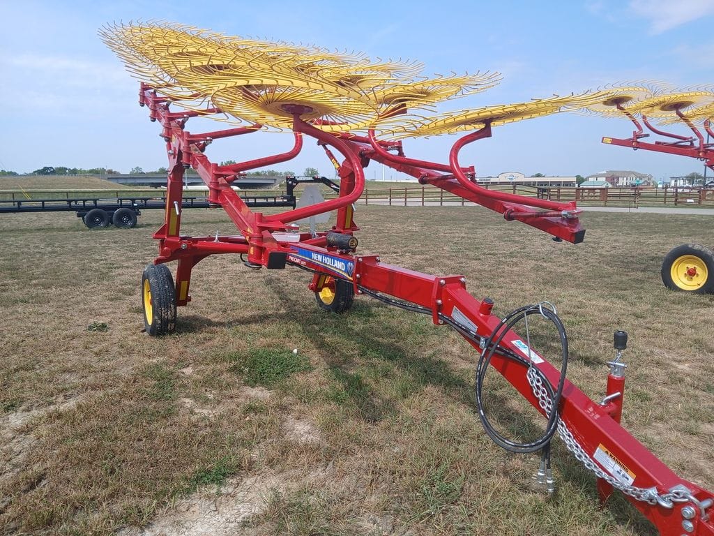 2025 New Holland ProCart 1225 Equipment Image0