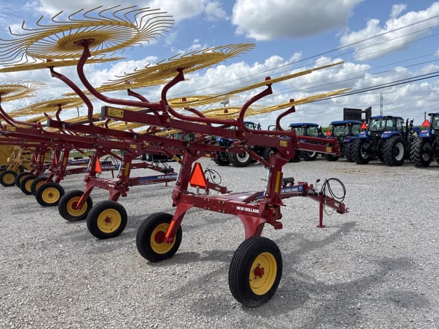 Image of New Holland ProCart 819 equipment image 2