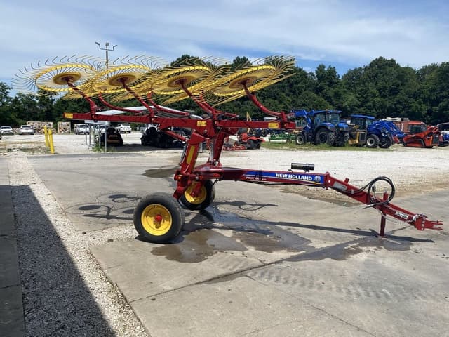 Image of New Holland ProCart 819 equipment image 2