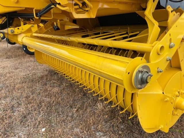 Image of New Holland RB450 Silage Special equipment image 4