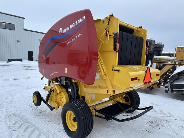 Image of New Holland RB450 Silage Special equipment image 2