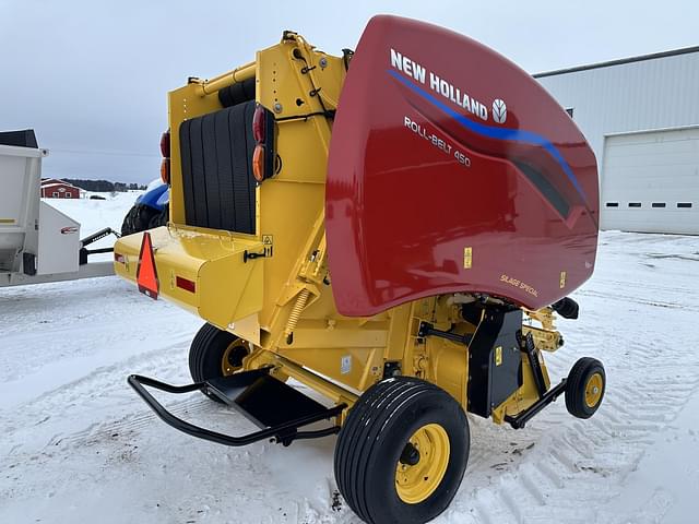 Image of New Holland RB450 Silage Special equipment image 4