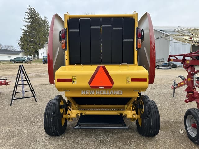 Image of New Holland RB450 Hay Special equipment image 3