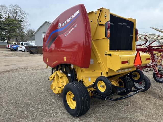 Image of New Holland RB450 Hay Special equipment image 2