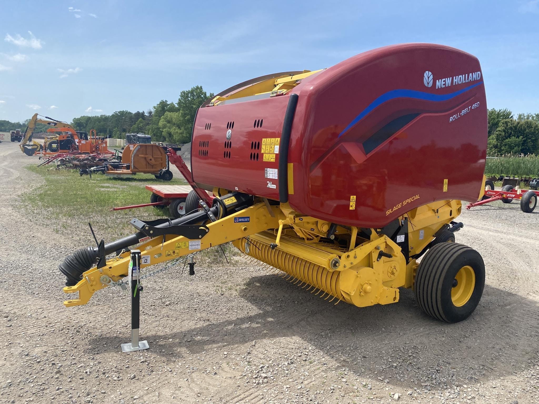 Main image New Holland RB450